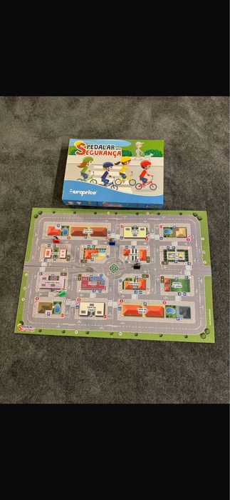 3 puzzles + 1 jogo 4-8 anos