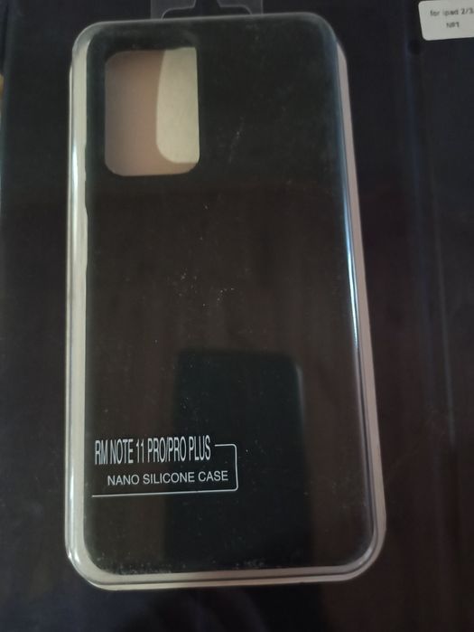 Продам чехлы на телефон