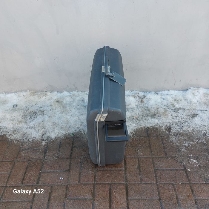 Чемодан Аmerican  Tourister. Made in USA.