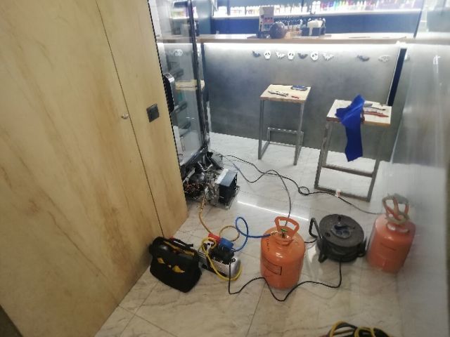 Майстер  холодильників