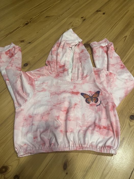 Dres dla dziewczynki 140