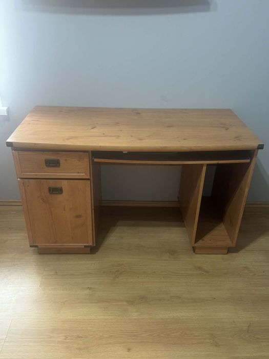 Zestaw mebli młodzieżowych