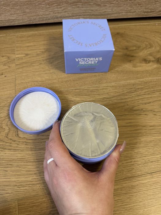 Крем-скраб для тіла victoria's secret Feel Refreshed Whipped Body