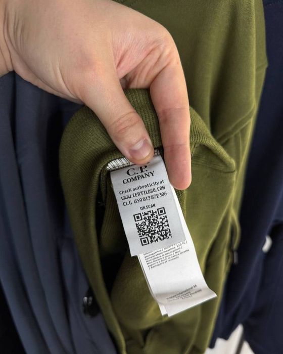 Світшоти C.P. Company з лінзою