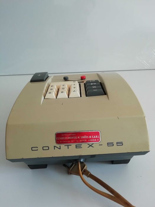 Antiga máquina de calcular elétrica Contex 55