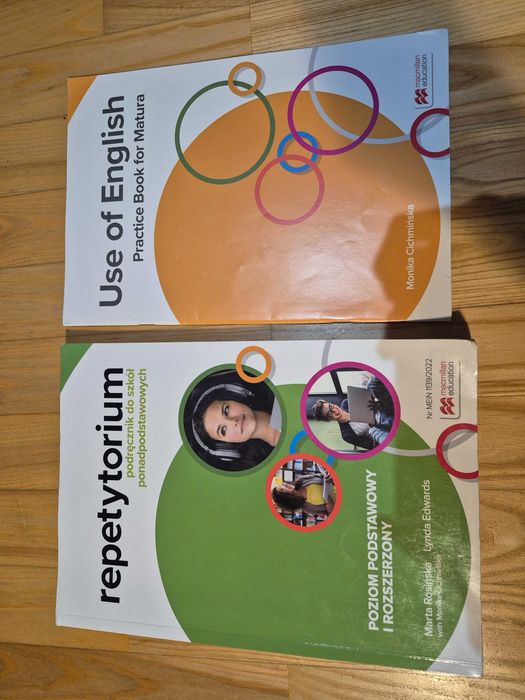 Macmillan repetytorium ponadpodstawowe + Use of English Matura practise