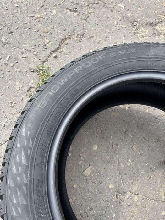 Шини нові 215/60 R17 Nokian нові зима