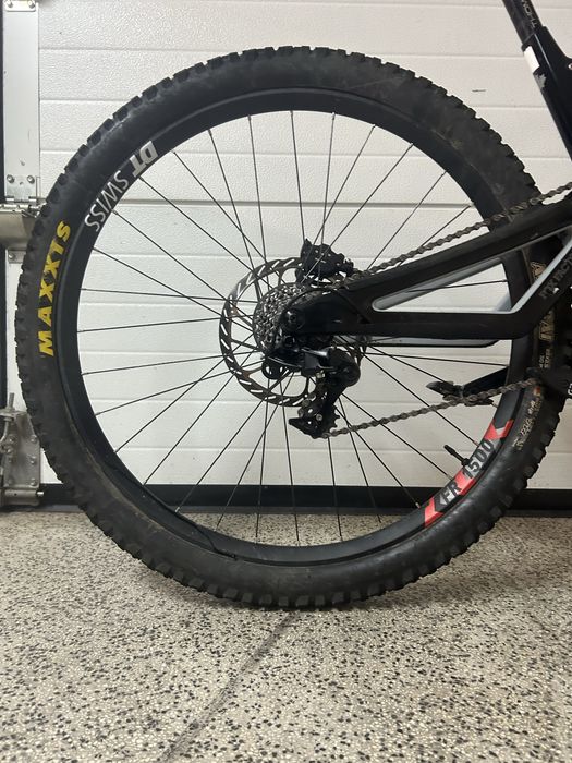 Bicicleta Downhill Norco