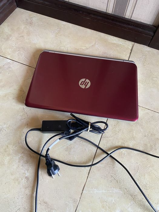 Ноутбук HP Pavilion 15-bw099sa