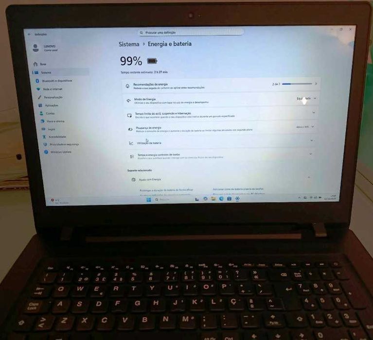 Portátil Lenovo IdeaPad 17,3'' | CPU AMD 2.0GHz | SSD 240GB | RAM 8GB