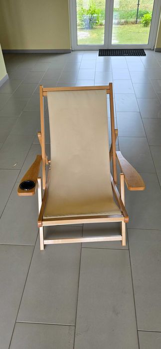 Leżaki plażowe jak nowe.
