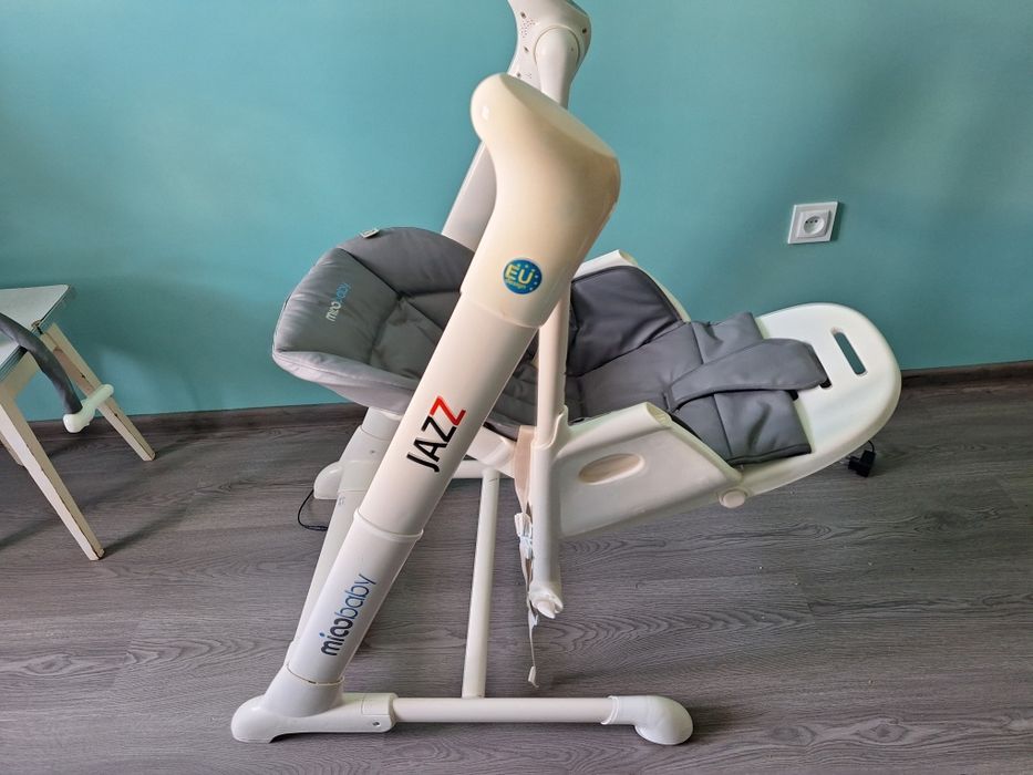 Крісло-качалка для немовлят