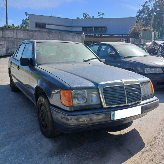 Mercedes W124 200D 2.0D de 1996 - Peças Usadas