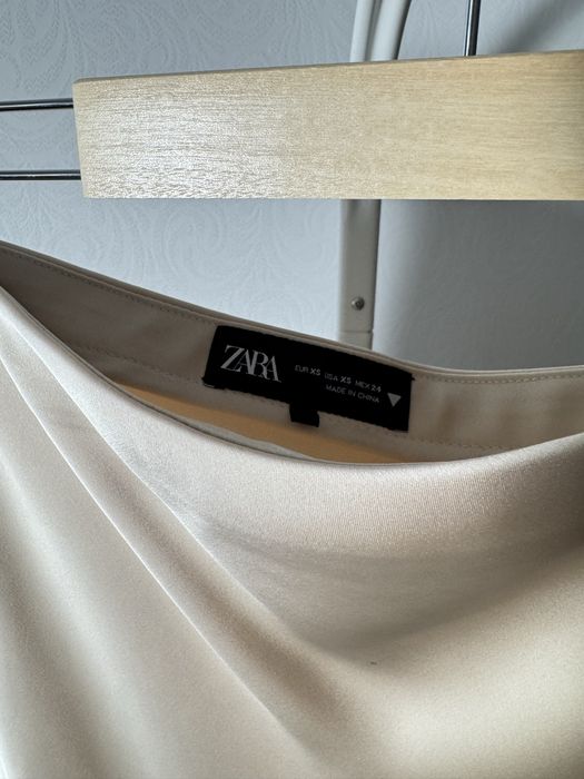 Сатинова спідниця Zara XS нова максі