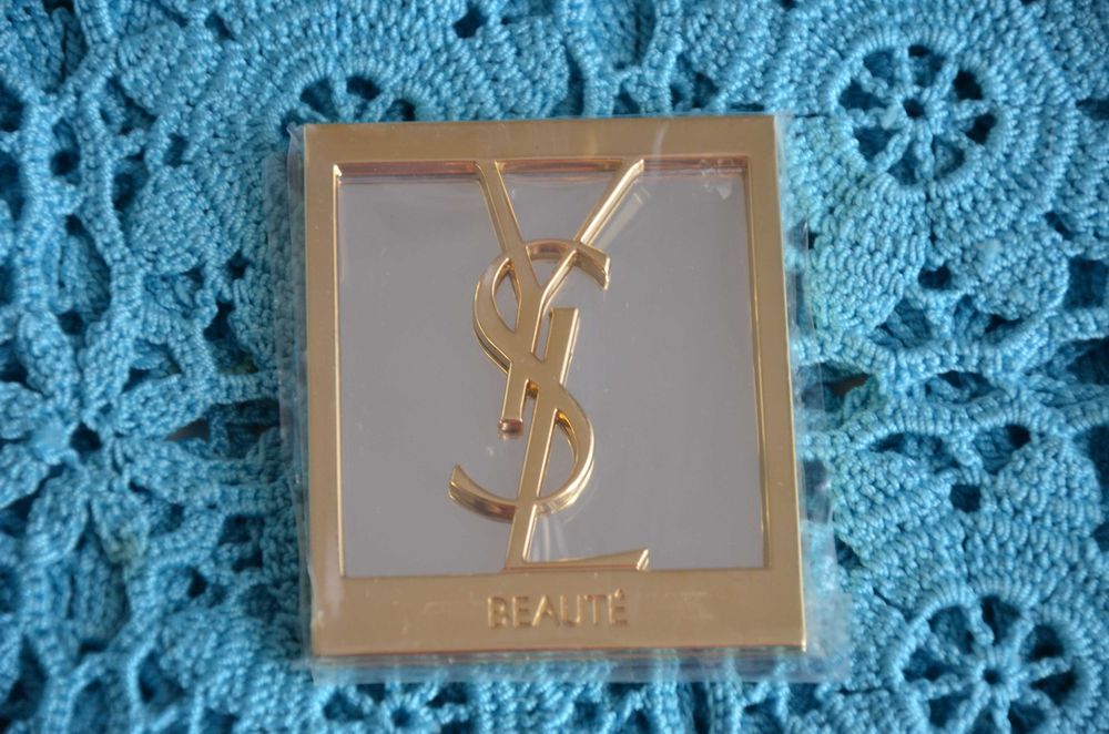Lusterko Yves Saint Laurent (YSL) Beaute - nowe