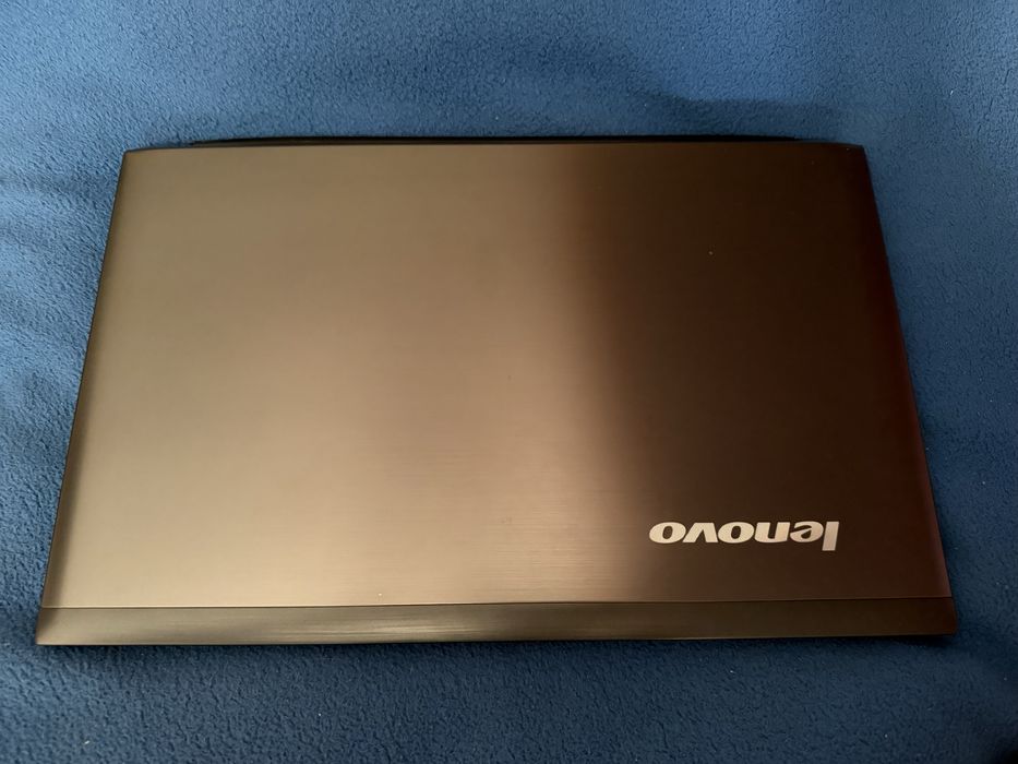 Ноутбук Lenovo V560