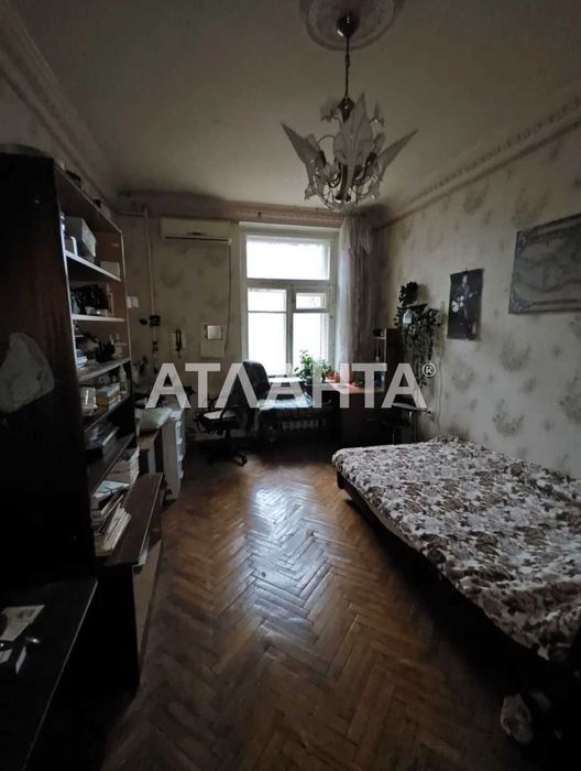 2-х комн.квартира. Сталинка. Средний этаж -57,5 кв.м