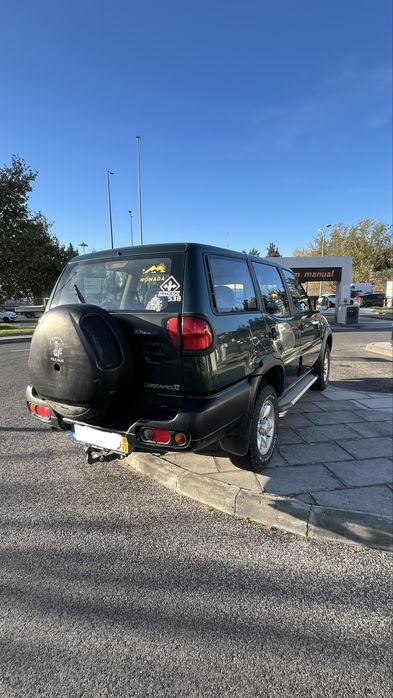 Vendo Nissan Terrano II 2.7Tdi 125cv  7 lugares — photo 3