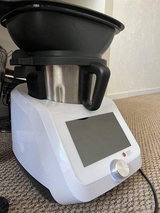 Новий кухонний комбайн Silvercrest Monsieur Cuisine Smart WiFi