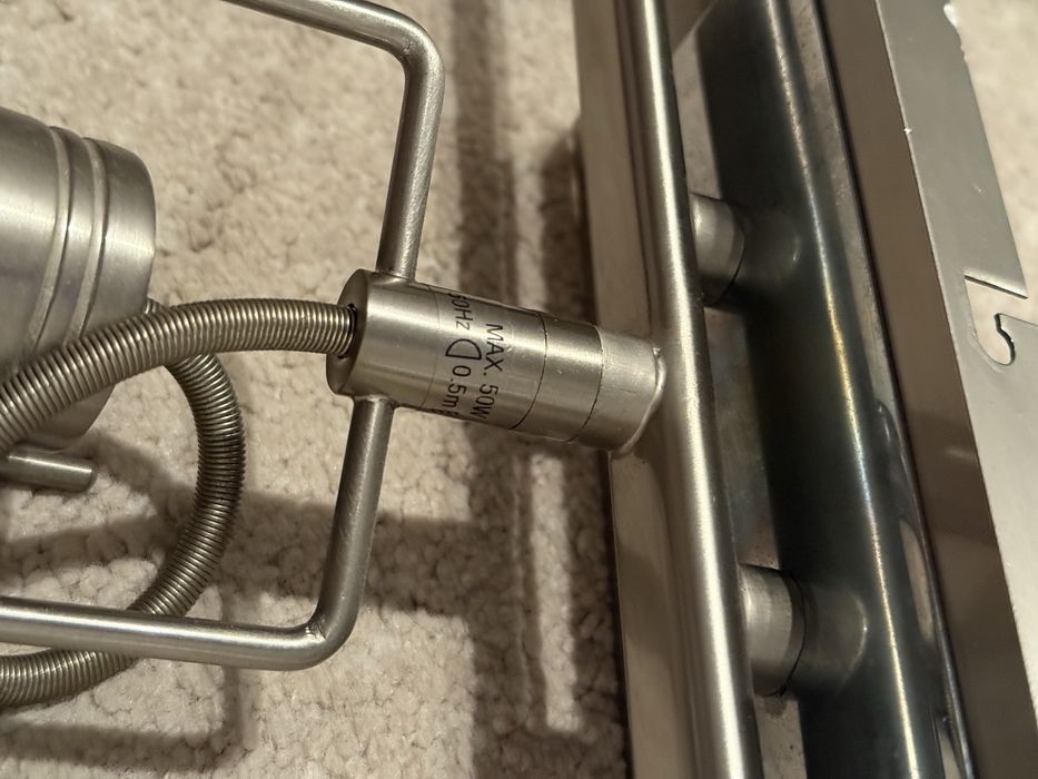 Candeeiro de teto em metal  -  estilo industrial