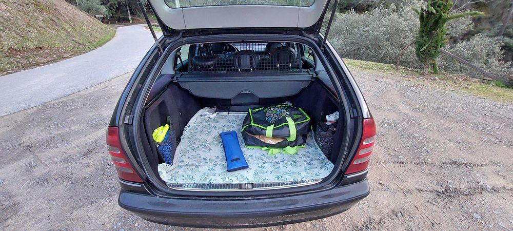 Mercedes-Benz c220 cdi Elegance 143cvs 2002 cx Automática