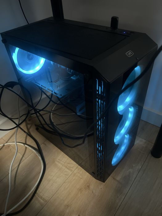 Gaming PC444709126653890562