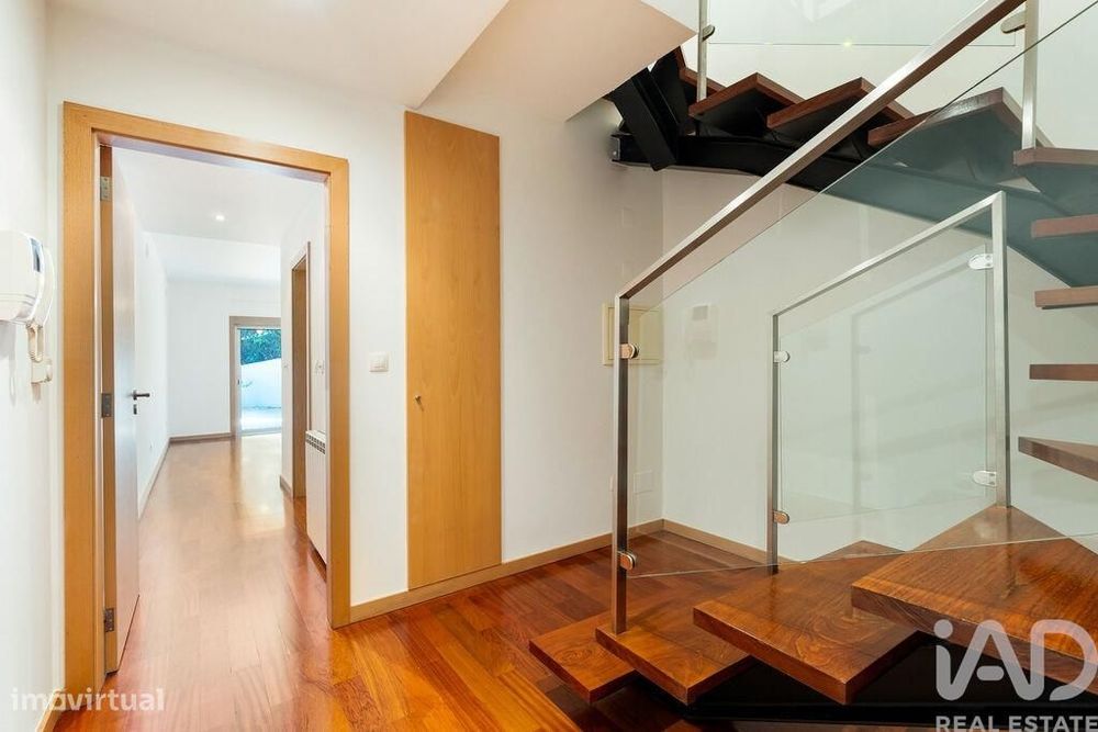 Duplex T1 em Campanhã de 82,1 m2