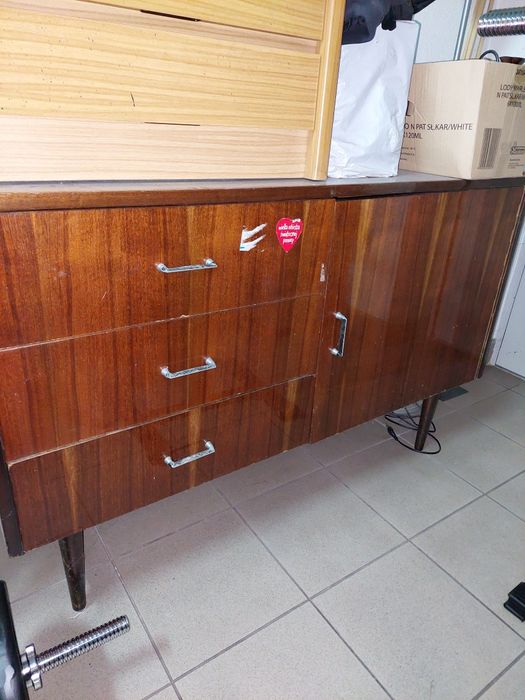 Komoda prl w połysku meble szafka