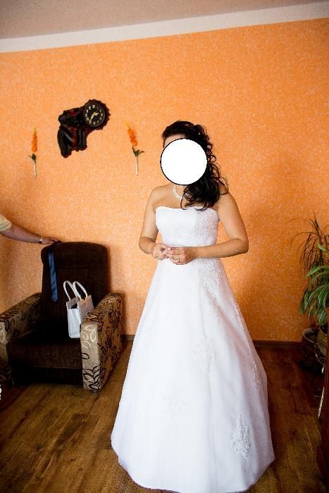 Suknia ślubna+ welon+ musznik+ kamizelka