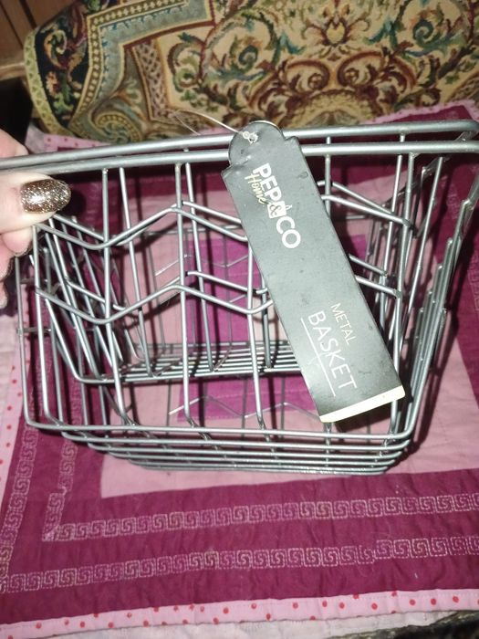 Продаю  фруктовница/ органайзер/ корзинка для кухни