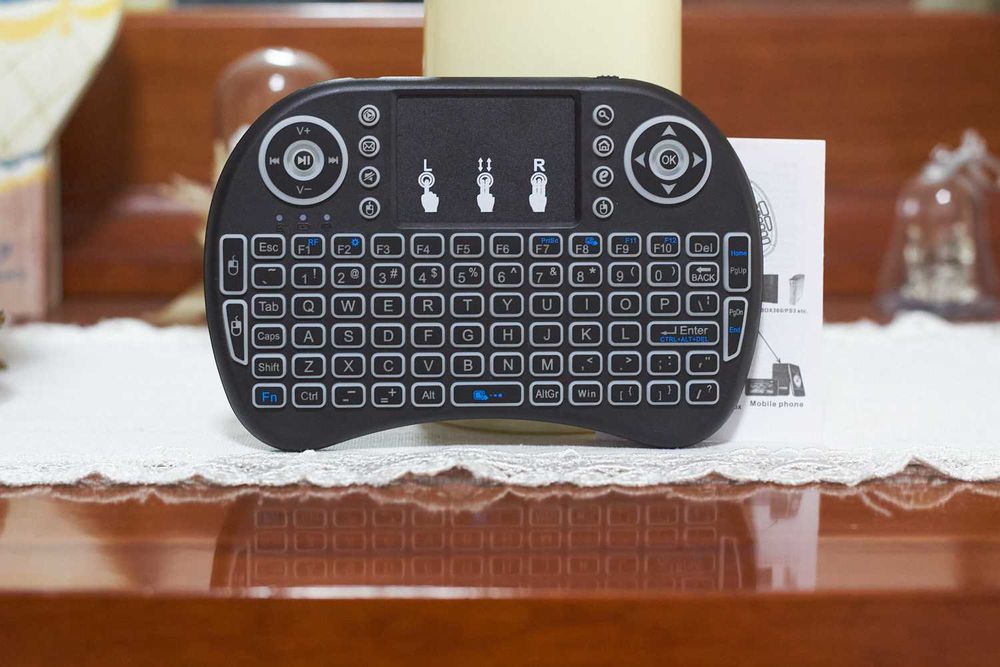 Comando Android TV e Box com Teclado Iluminado Personalizavel