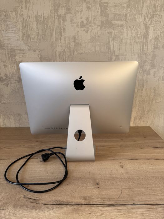 Продам компʼютер imac робочий