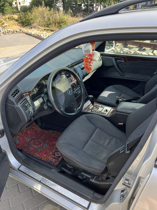 Mercedes-Benz E-Class 2000 VIN WDB2102481B177291 фото оголошення 6 з 24