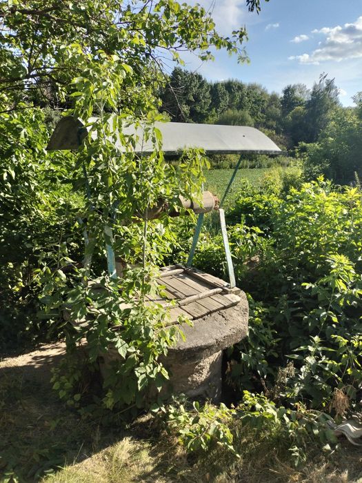 Продаж ч) будинку в селі Озерна.