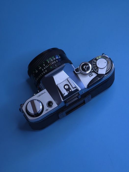Плівковий фотоапарат Canon AE-1 , Program