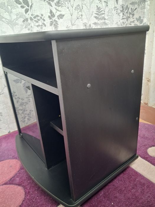 Тумба під телевізор