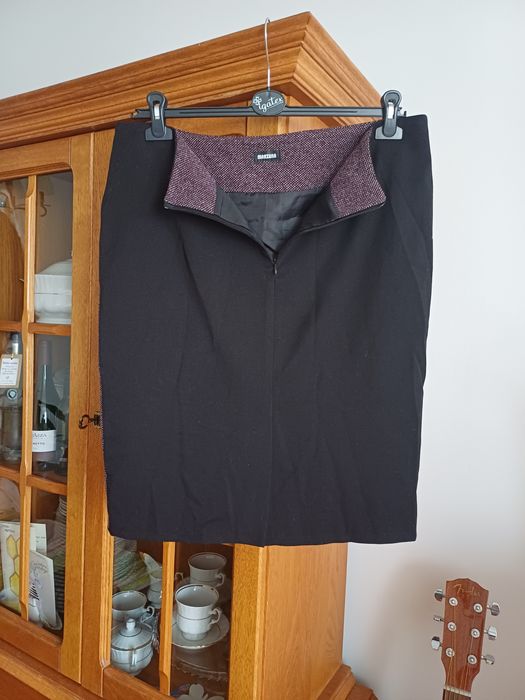 Elegancka spódnica r. XL tweedowa