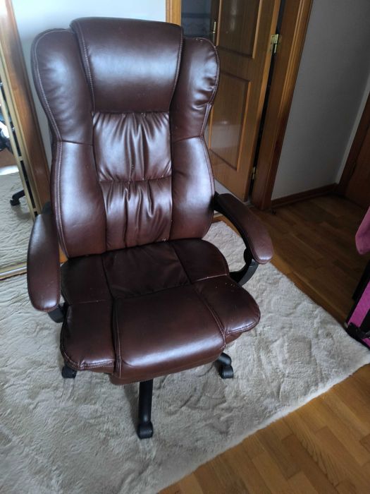 Cadeira de escritório com massagem