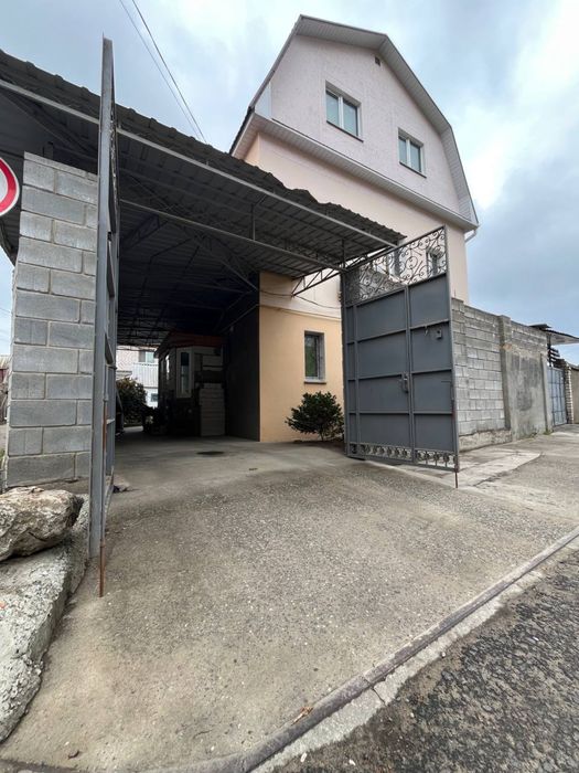 Продажа шикарного 3 этажного, 4 комнатного  дома, Завадской - Крилова