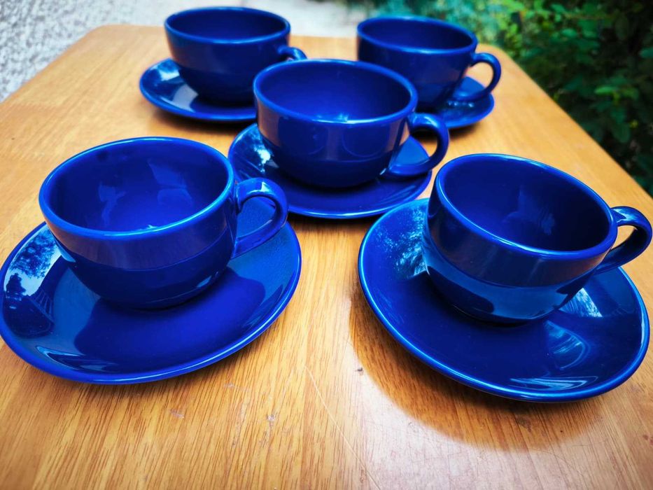 Conjunto de Chávenas Vista Alegre (3 Chá + 2 Café com Pires)