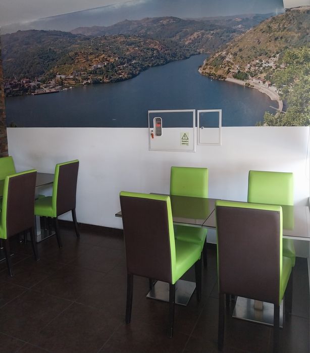 Mobiliário para restauração