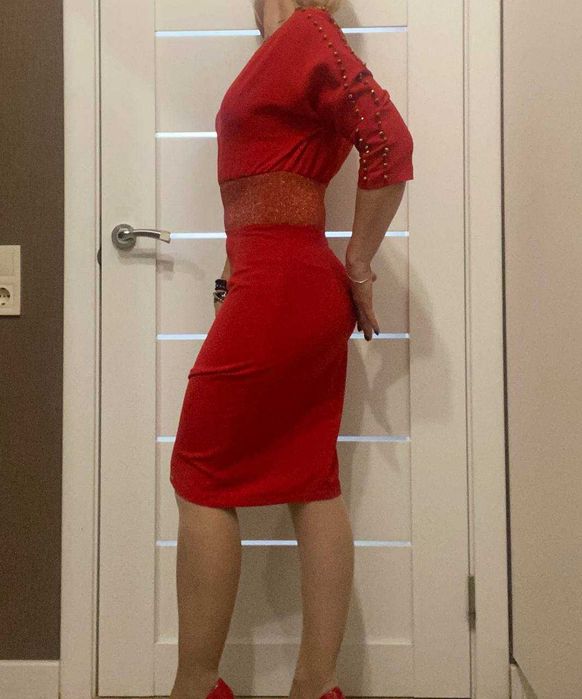 Сукня червона святкова від бренду Phardi розмір S