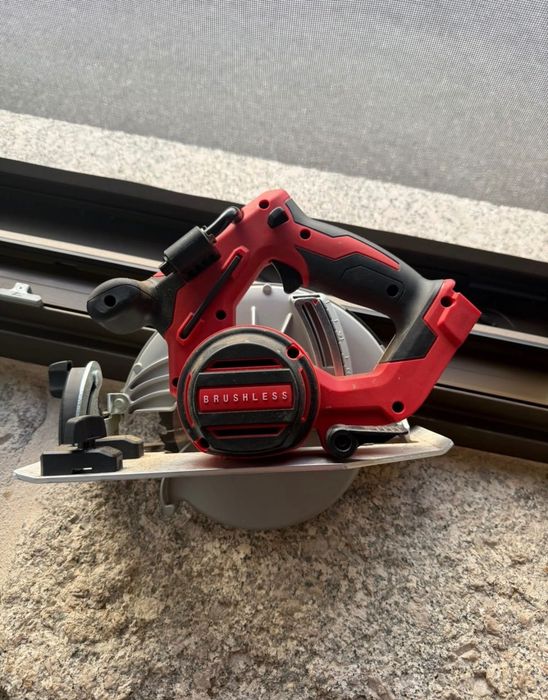 Serra Circular Milwaukee M18 BLCS66-0X – Brushless