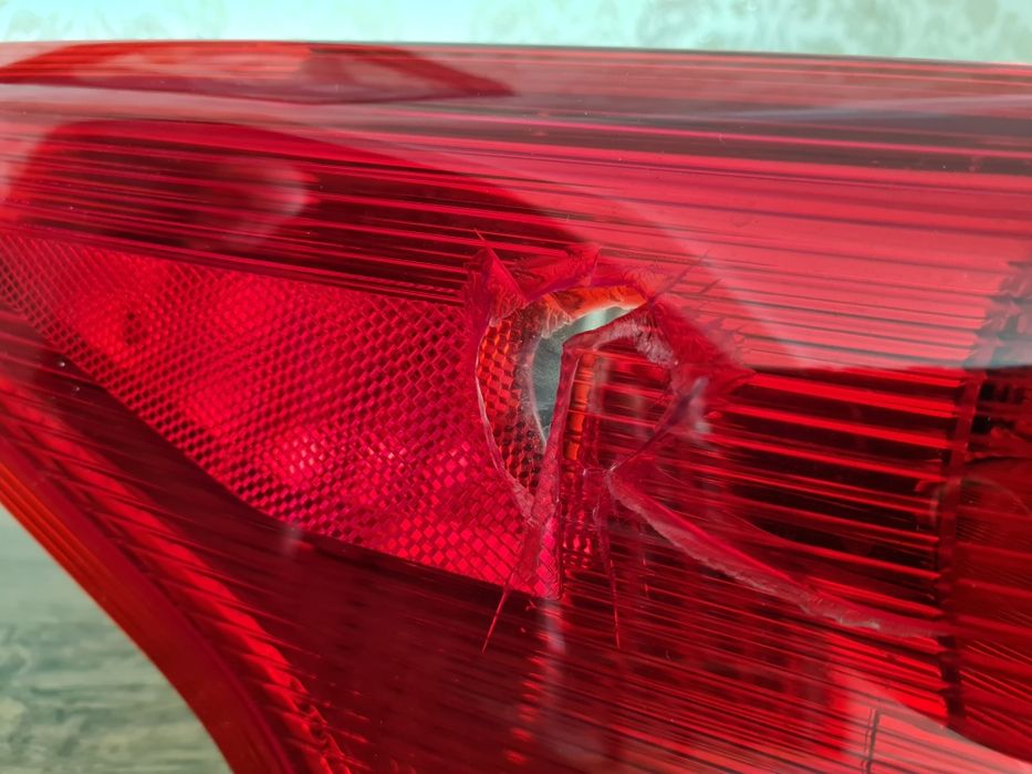 Ліхтар лівий,Ford Focus lll 2015 рік