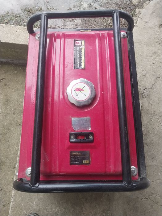 Генератор бензиновий