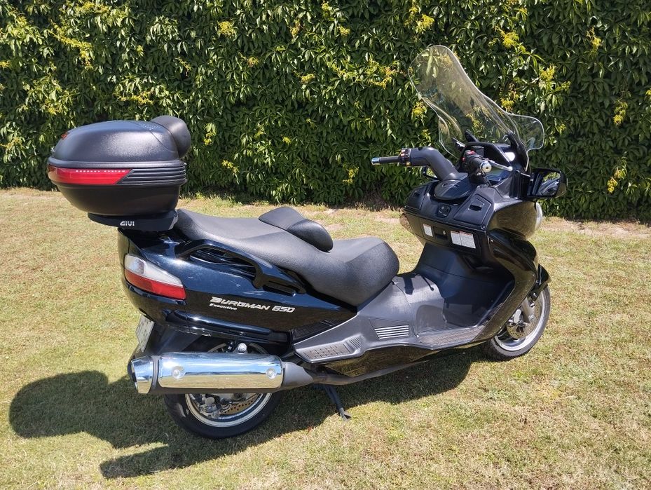 Suzuki Burgman 650 Executive em excelente estado