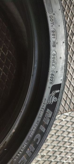 Pneus 245/40/21 Michelin semi novos