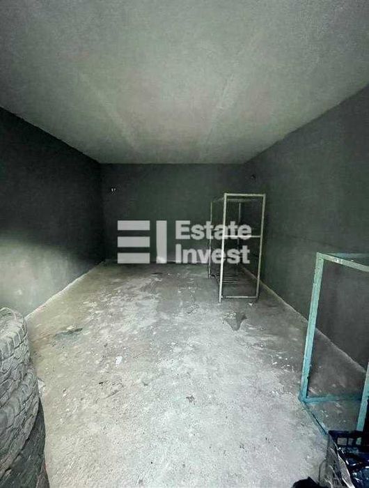 Продам гараж по вул. Кримська, 8Б.