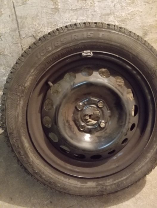 Sprzedam opony zimowe