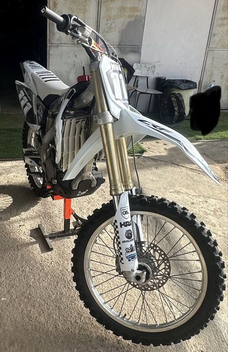 Vendo HONDA CRF 250 R